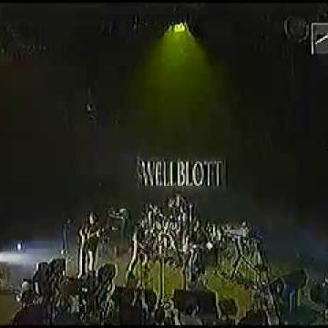 Embedded thumbnail for 2000 / čebelica maja